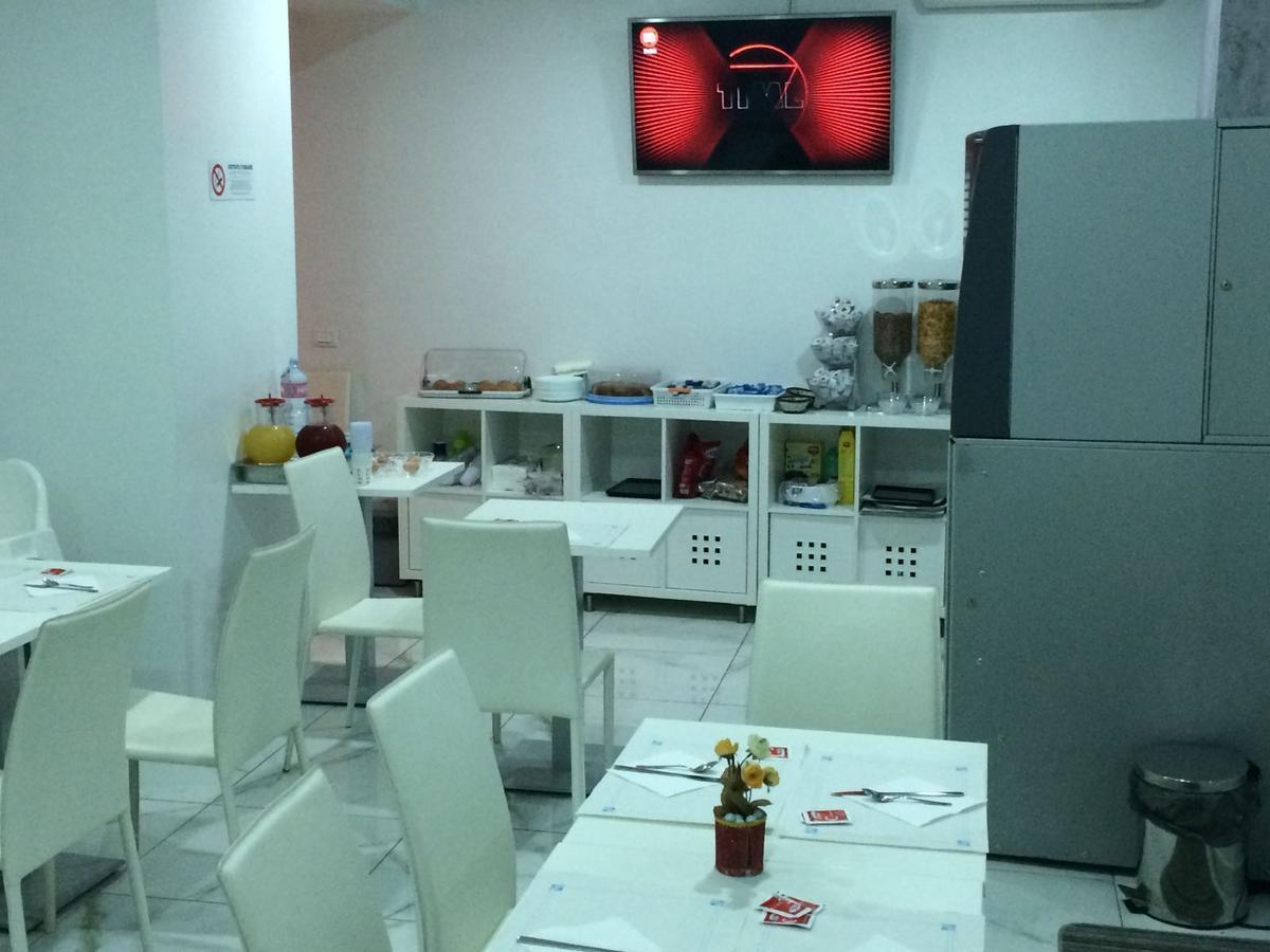 Tiburtina Hotel Holiday روما المظهر الخارجي الصورة